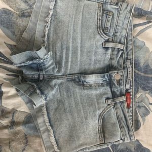 Celebrity PINK in The Honey Jean Shorts, Size 3/26